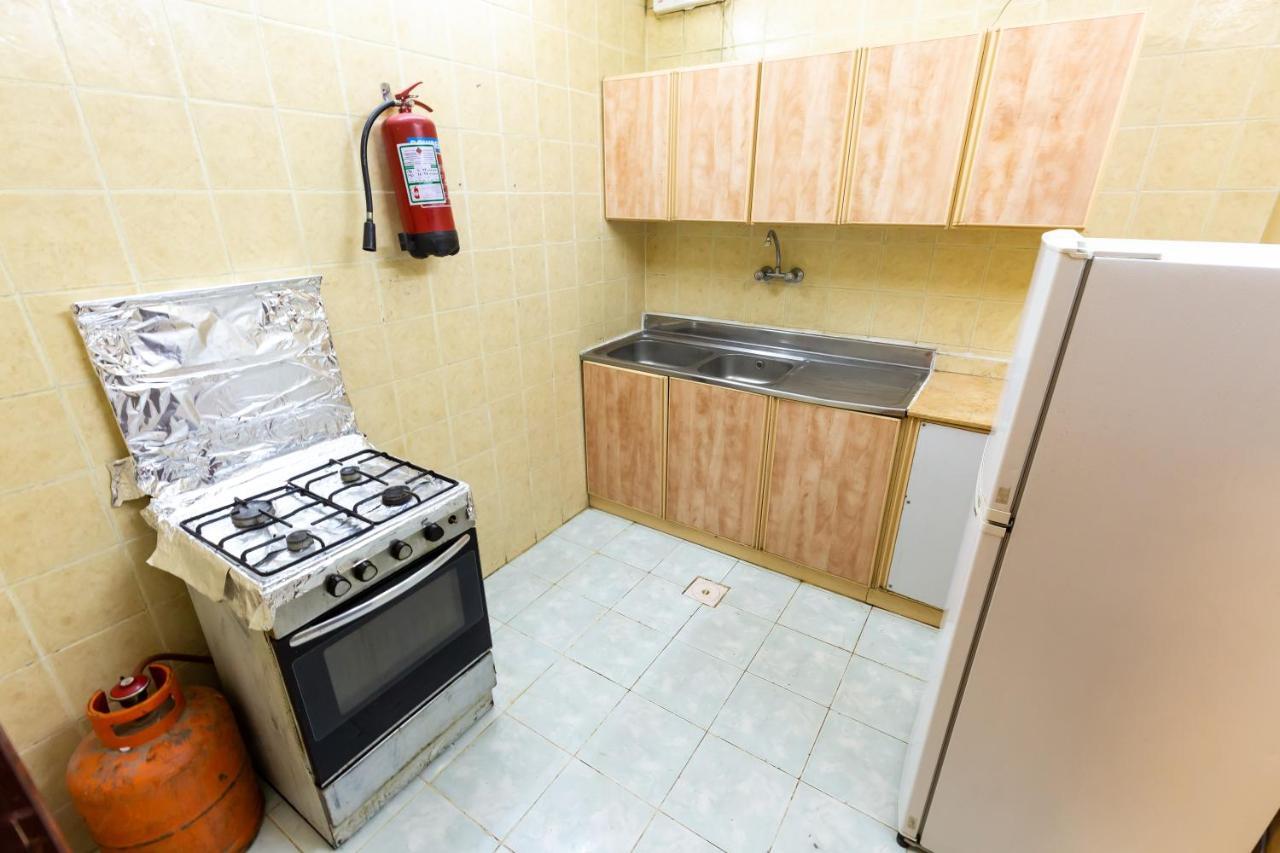 Al Eairy Furnished Apartments - Al Bahah 3 Buitenkant foto
