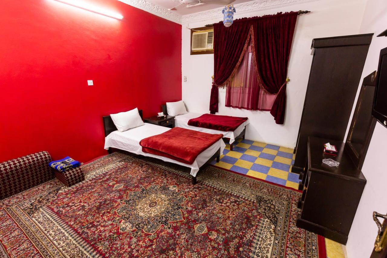 Al Eairy Furnished Apartments - Al Bahah 3 Buitenkant foto