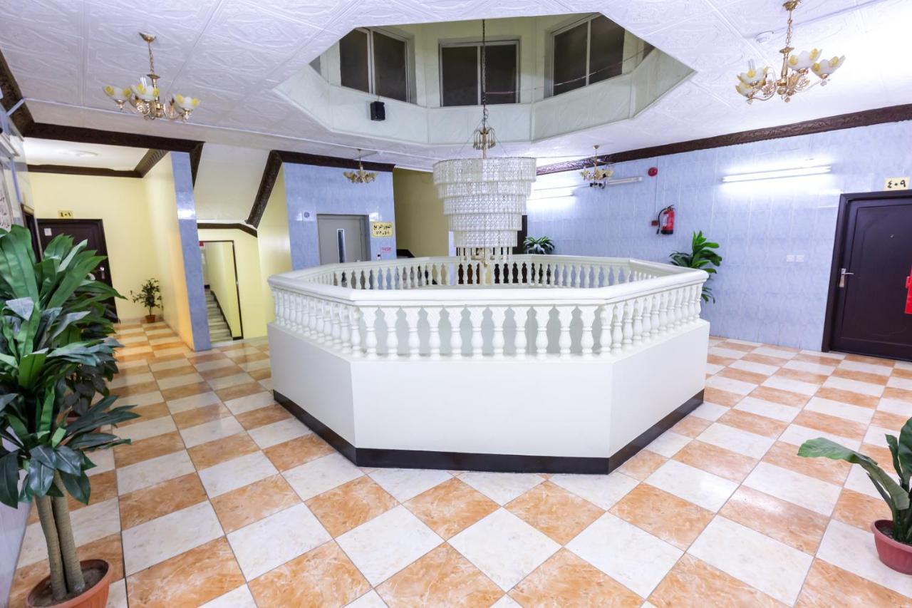 Al Eairy Furnished Apartments - Al Bahah 3 Buitenkant foto