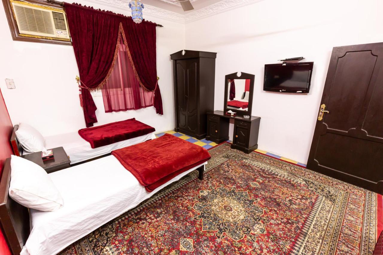 Al Eairy Furnished Apartments - Al Bahah 3 Buitenkant foto