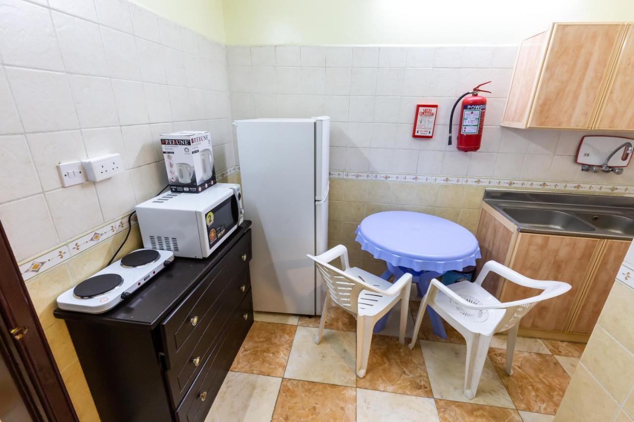 Al Eairy Furnished Apartments - Al Bahah 3 Buitenkant foto