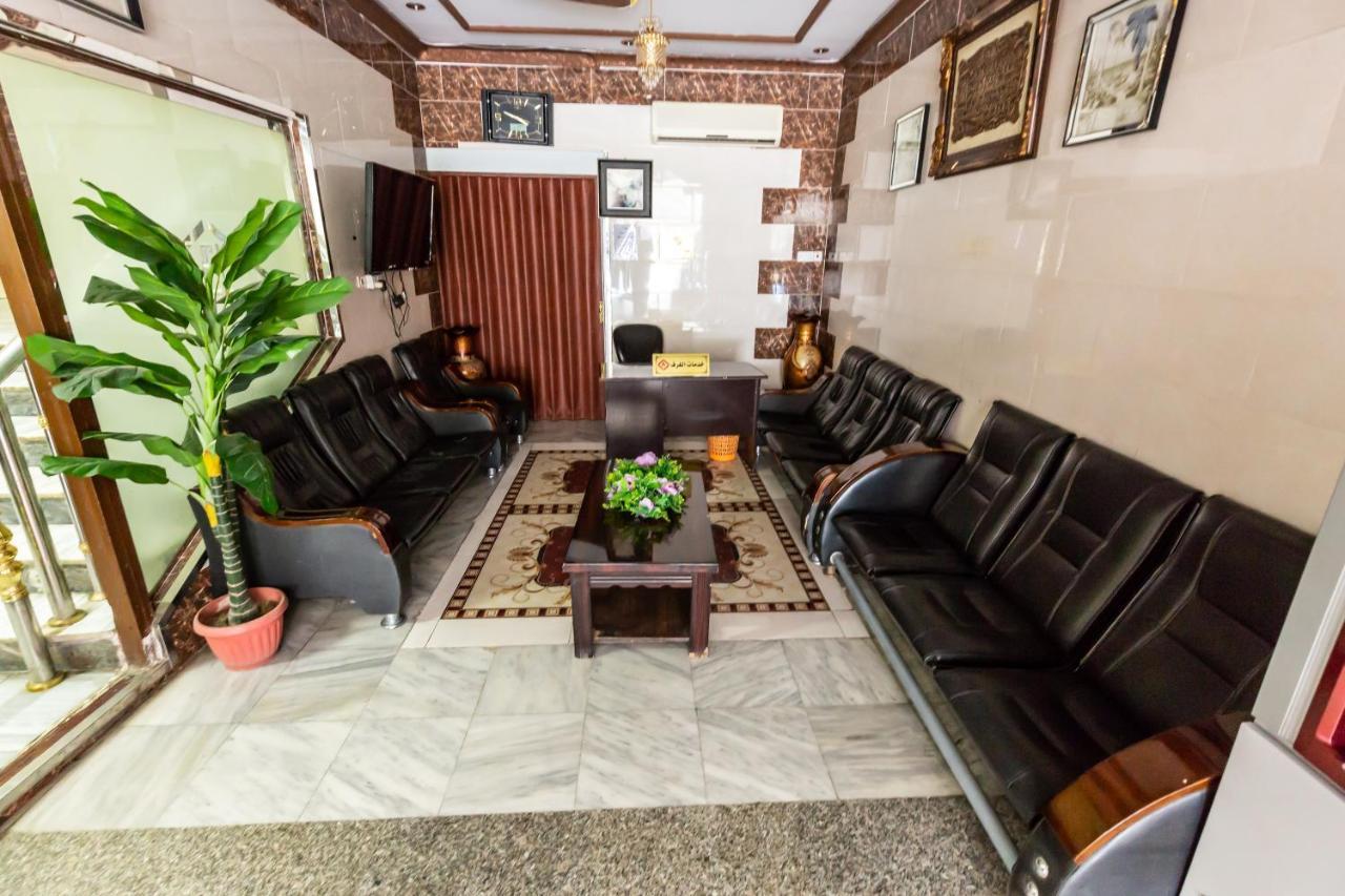 Al Eairy Furnished Apartments - Al Bahah 3 Buitenkant foto