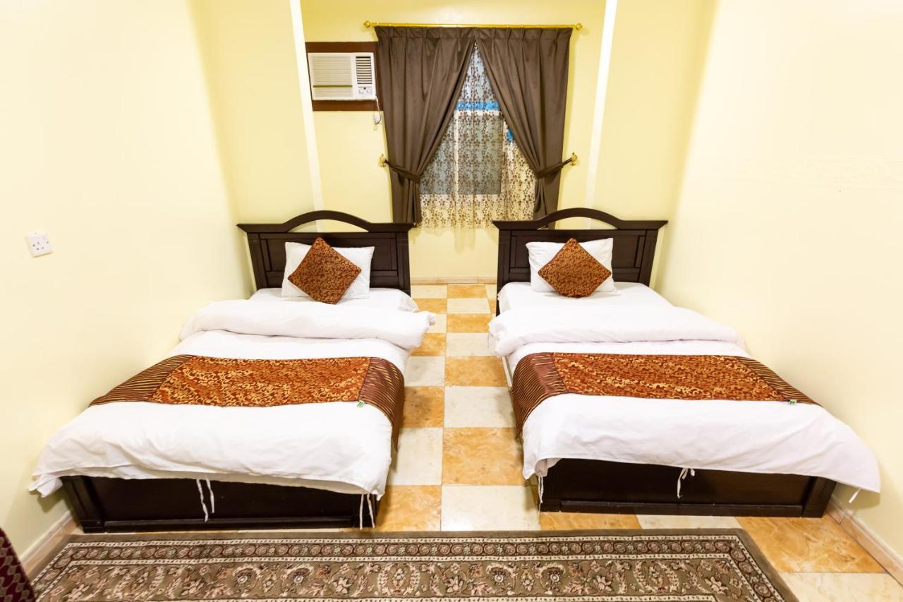 Al Eairy Furnished Apartments - Al Bahah 3 Buitenkant foto